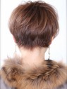 自然な動きとカラーで魅せる　束感ショート